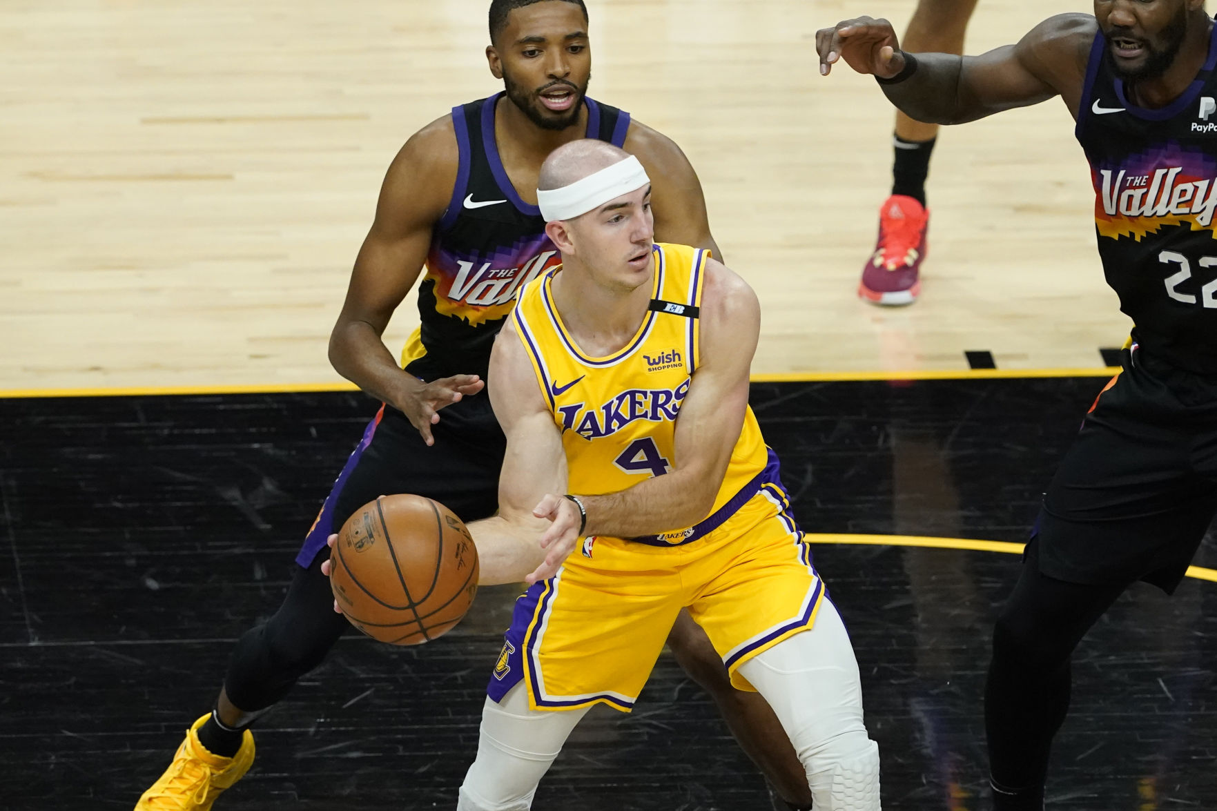 Lakers Suns Basketball